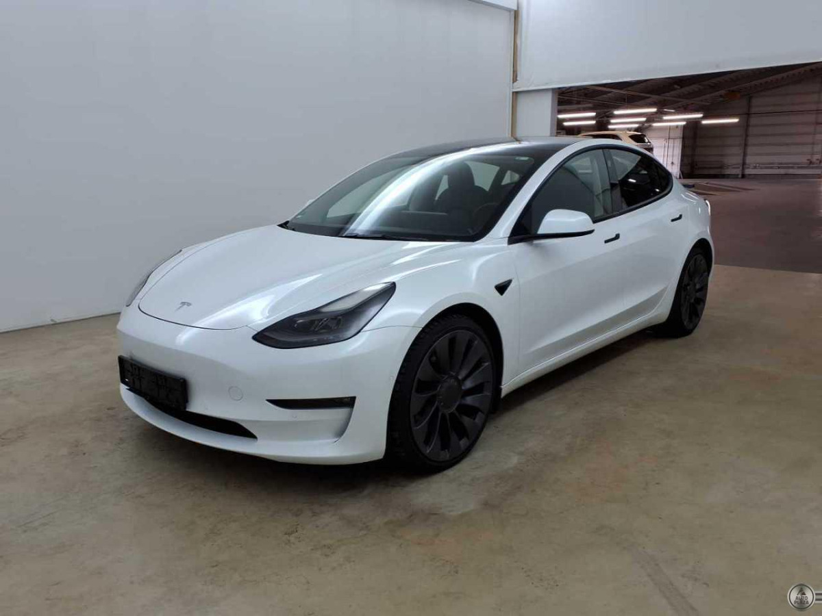 Tesla Model 3 Performance 82 kWh Dual Motor