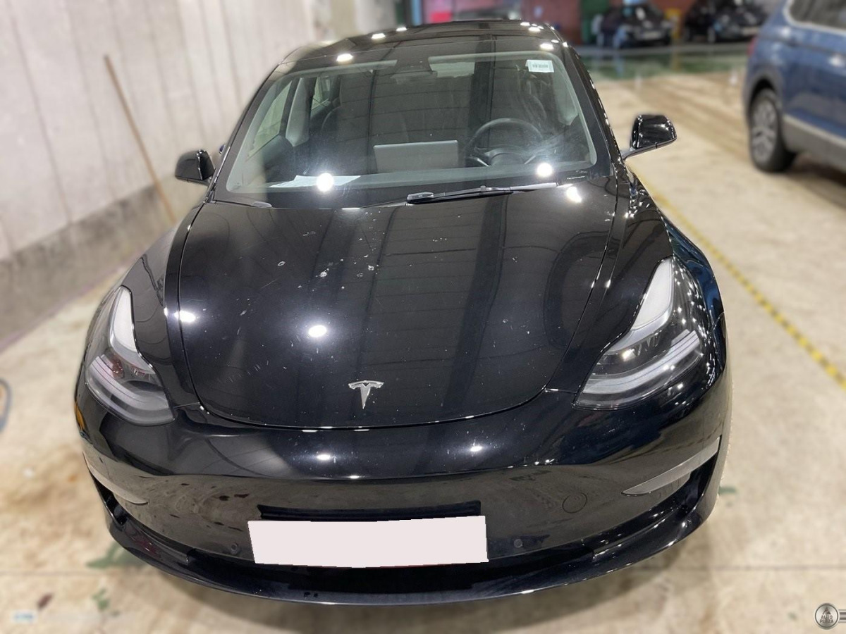 Tesla Model 3 Performance AWD