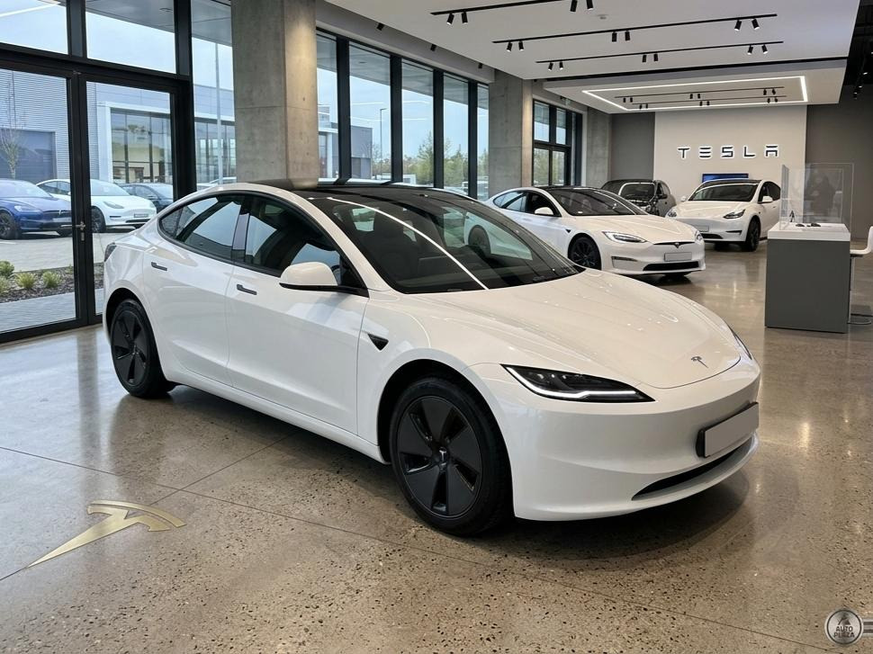 Tesla Model 3 Long Range Dual Motor