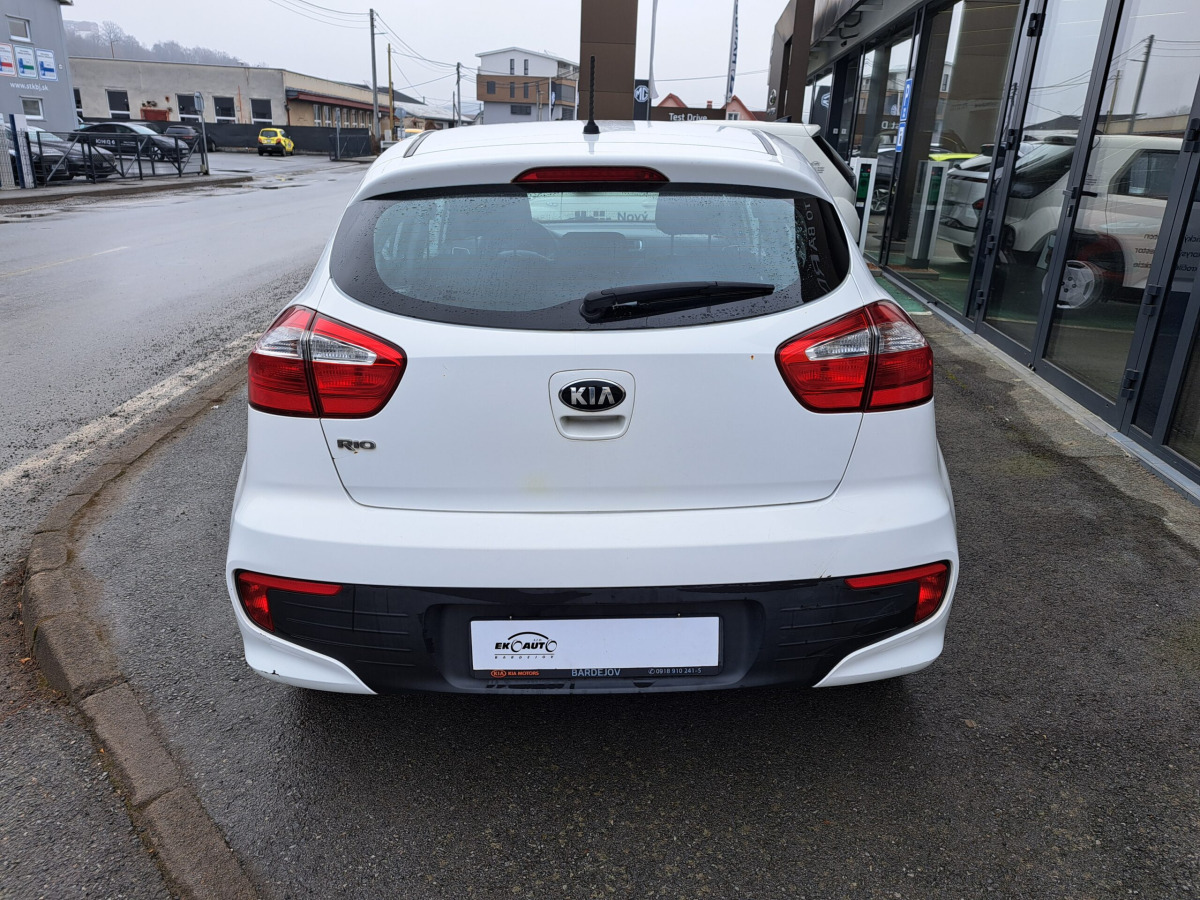 Kia Rio 1.2 D-CVVT Silver