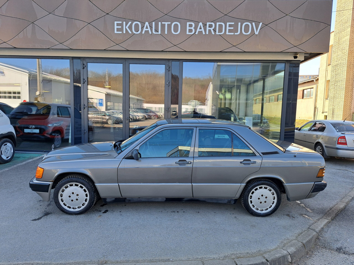 Mercedes-Benz 190 D 2.0, M5