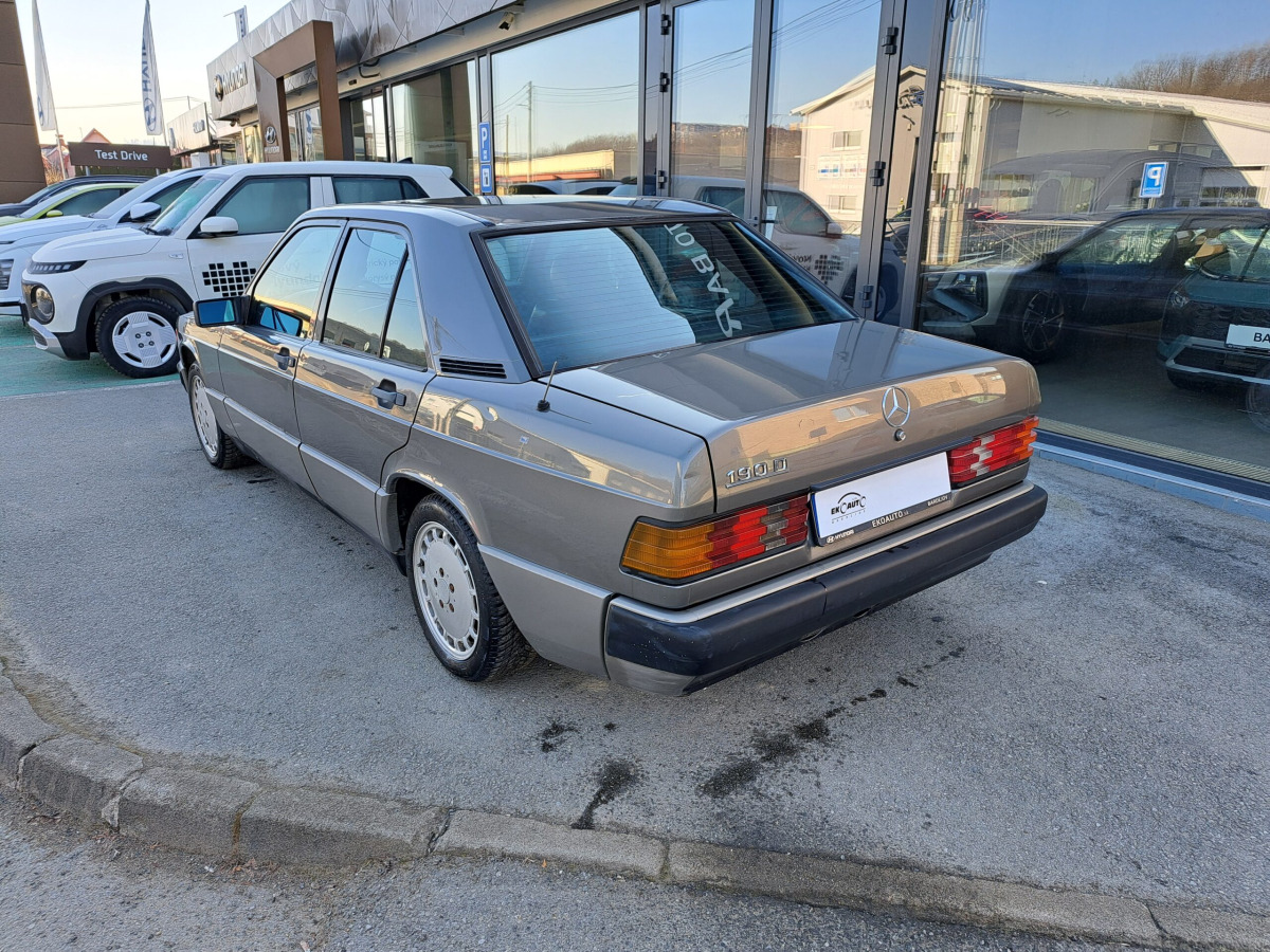 Mercedes-Benz 190 D 2.0, M5