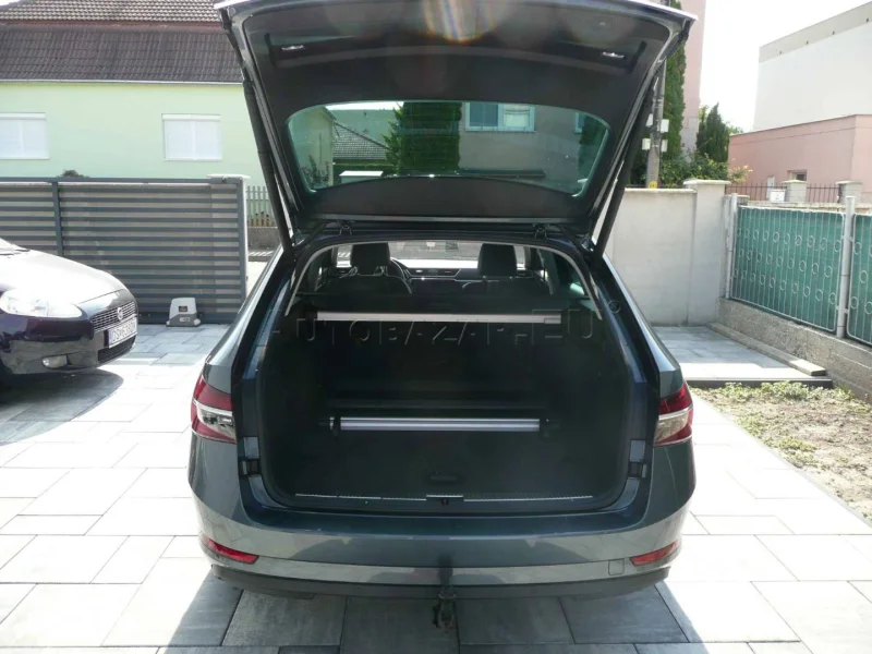 Škoda Superb Combi 2.0 TDI SCR Premium 4x4 DSG, 147kW