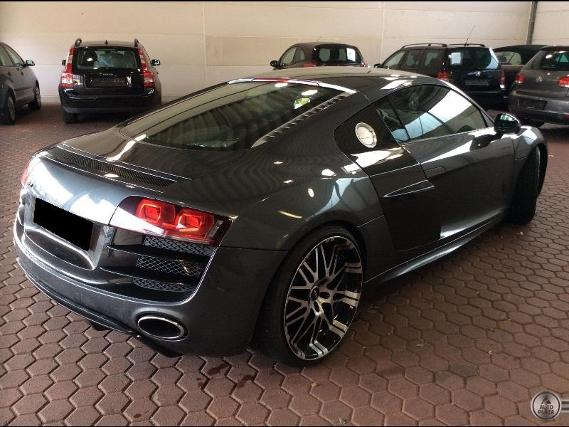 Audi R8 5.2 V10 FSI Quattro