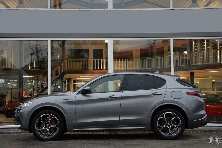 Alfa Romeo Stelvio Veloce 2.0 16V Q4 Performance *LED*Kamera*