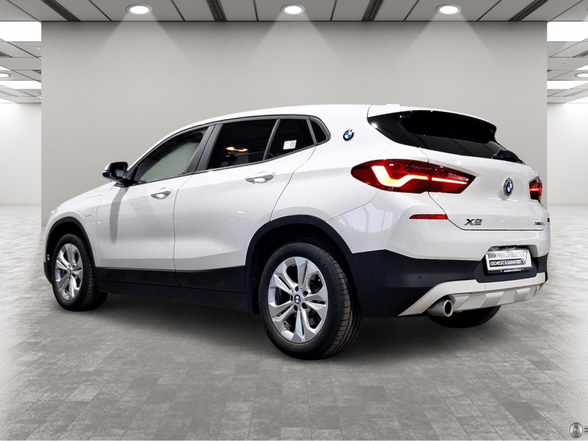 BMW X2 xDrive25e
