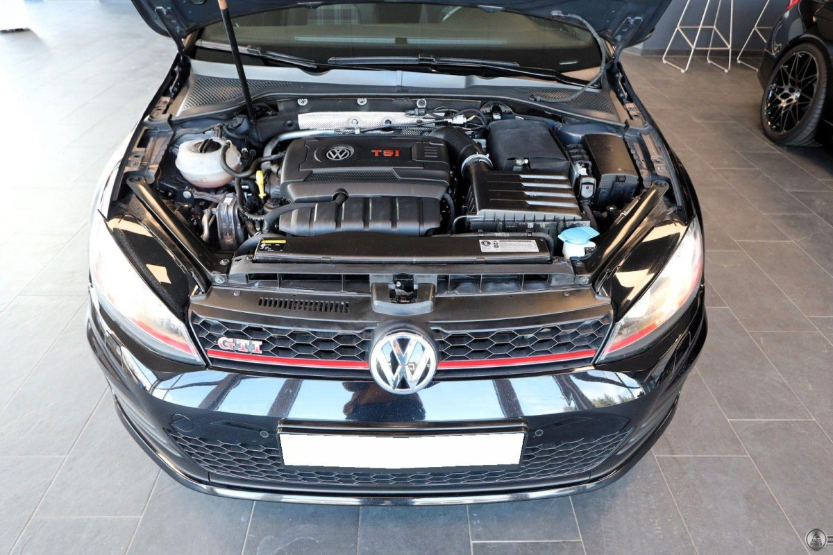 Volkswagen Golf VII 2.0 TSI GTI Performance