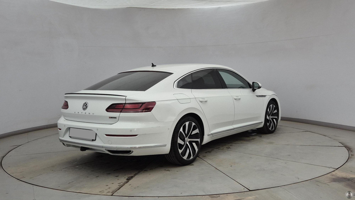 Volkswagen Arteon 2.0 TDI R-line 4Motion