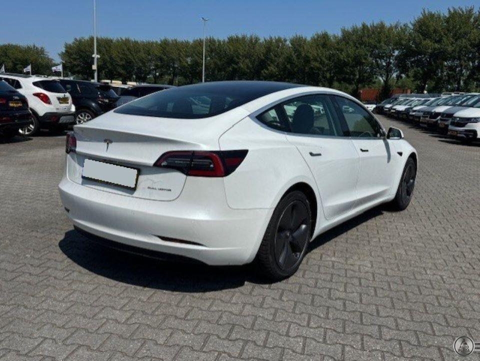Tesla Model 3 Long Range 75 kWh
