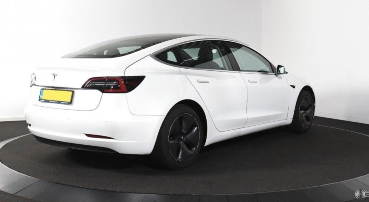 Tesla Model 3 Standard Range Plus 60kWh