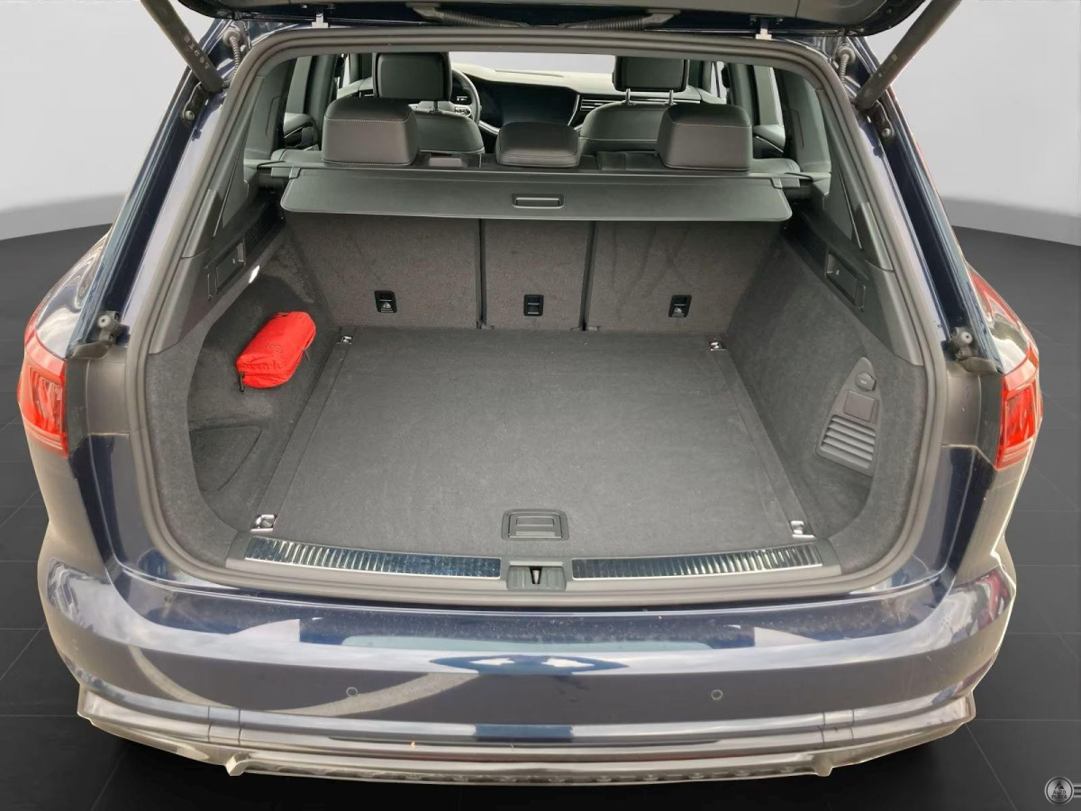 Volkswagen Touareg 3.0 TSI 4M R-Lline Black Facelift