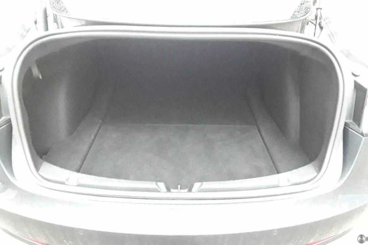 Tesla Model 3 Dual Motor Long Range AWD