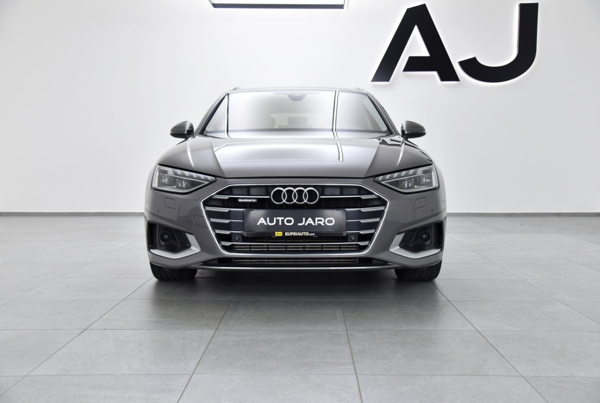 Audi A4 Avant 40 2.0 TFSI mHEV Quattro S-line A/T, Kamera, LED, Mŕtvy uhol