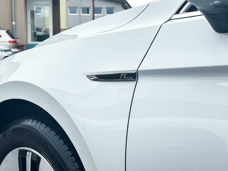 Volkswagen Passat Variant 2021 2.0 TDI 110kW DSG R-Line - Možný odpočet DPH