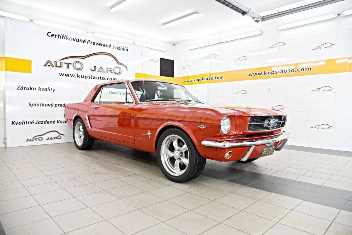 Ford Mustang 289 V8 COUPE