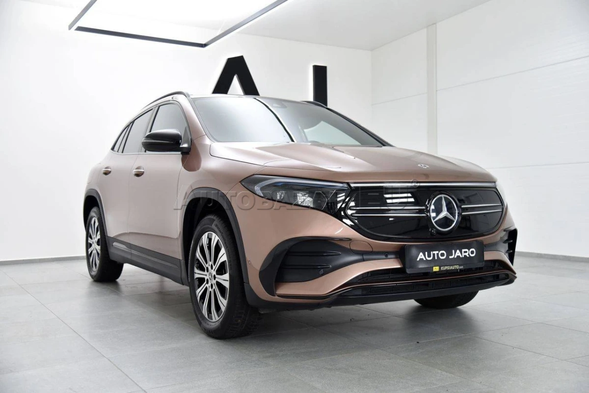 Mercedes-Benz EQA 250 AMG Line A/T, LED, Kamera, Panorama, Alcantara, Ambient, El.kufor