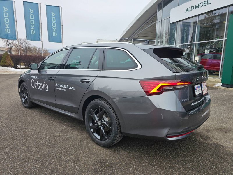 Škoda Octavia Combi Top Selection 2.0 TSI 150,00 kW 7-stup. automat. 4x4