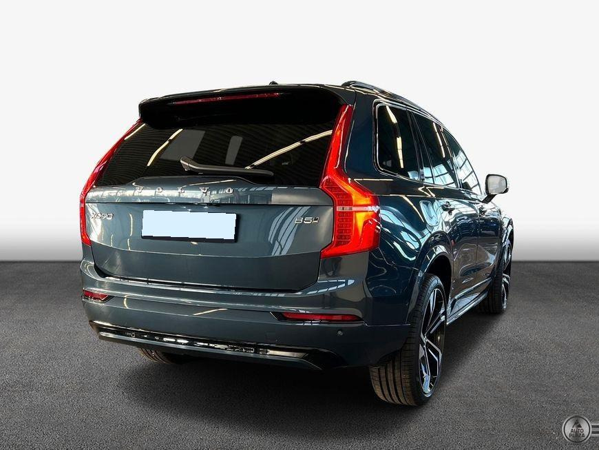 Volvo XC90 B5 AWD 7-Miest Plus-Dark
