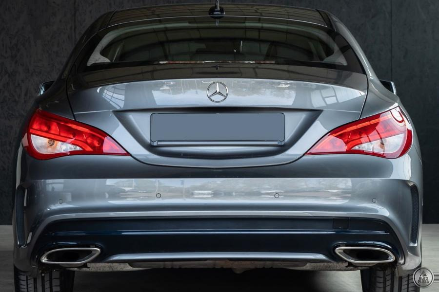 Mercedes-Benz CLA 220 AMG
