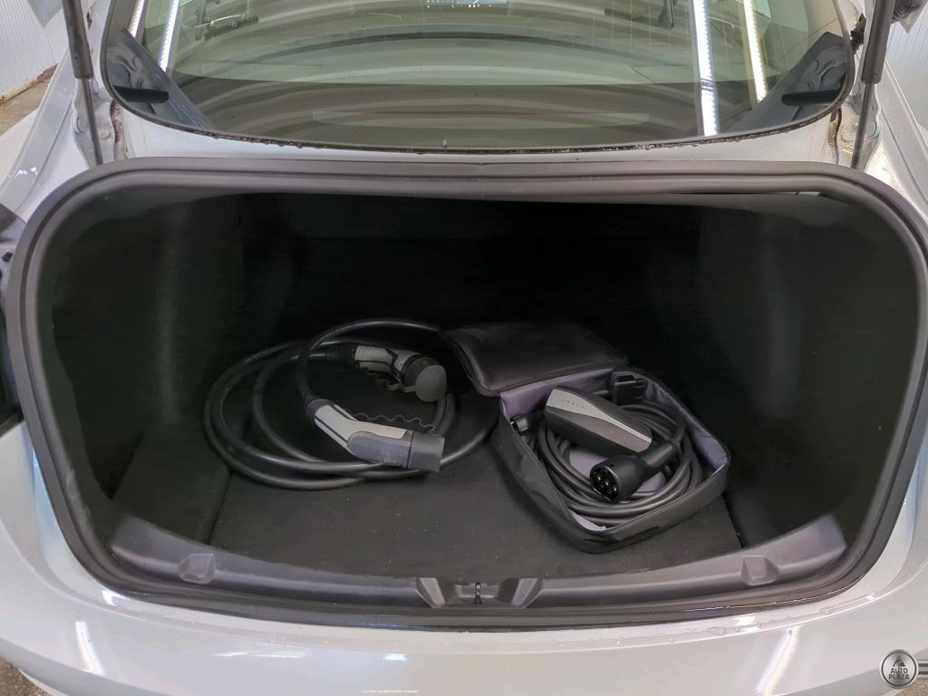 Tesla Model 3 Standard Range Plus