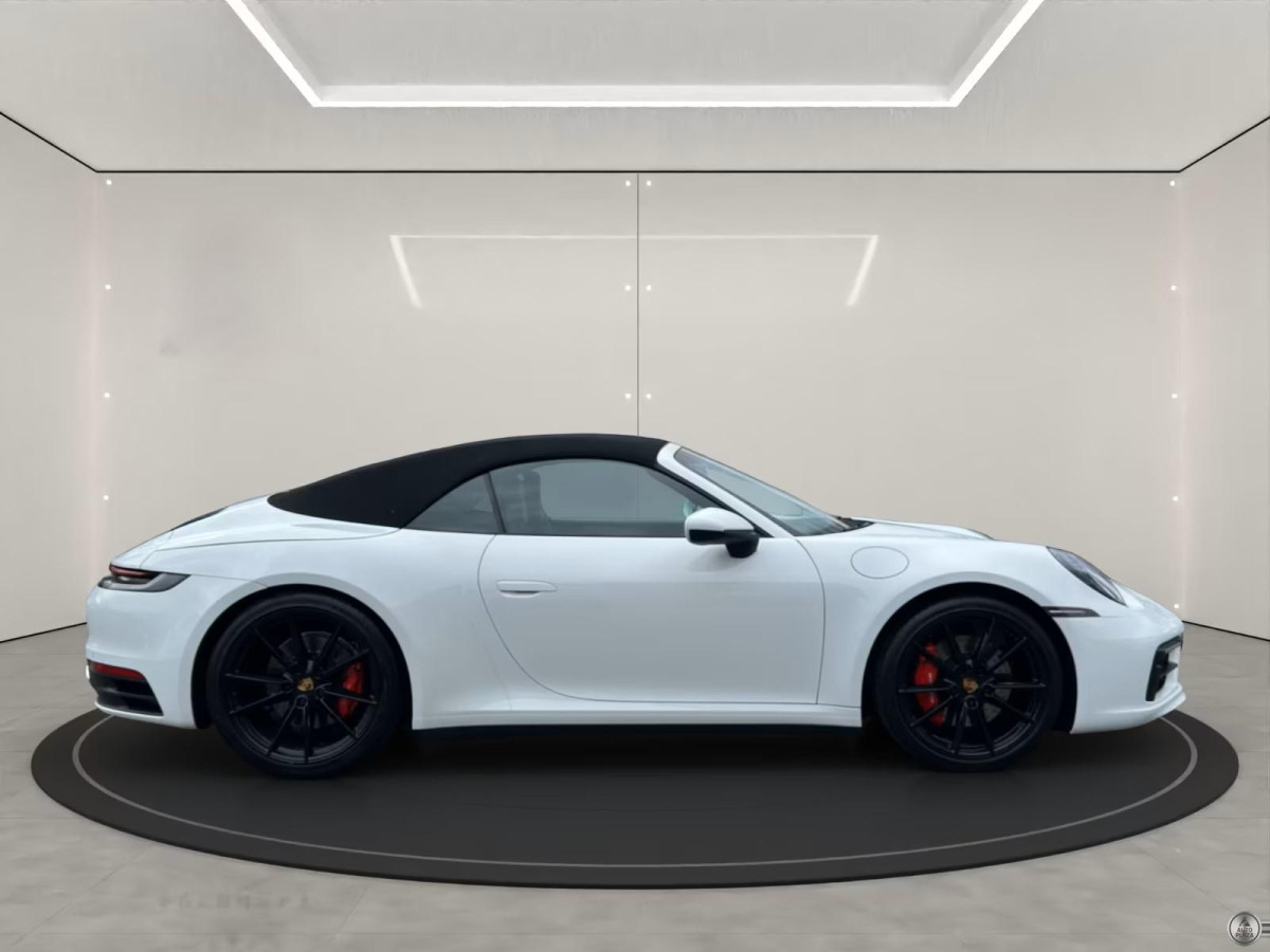 Porsche 911 992 Carrera 4S Cabriolet