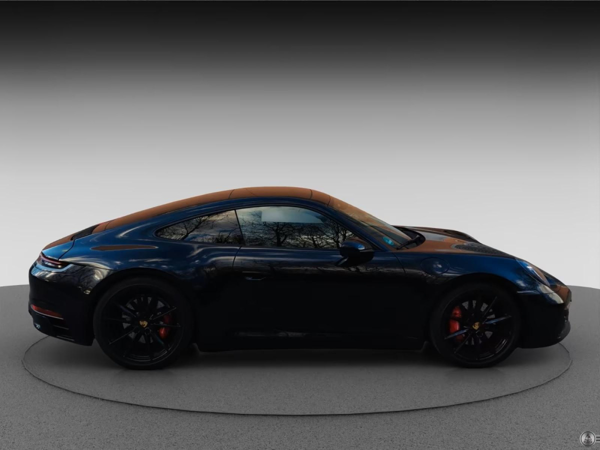 Porsche 911 992 CARRERA 4S