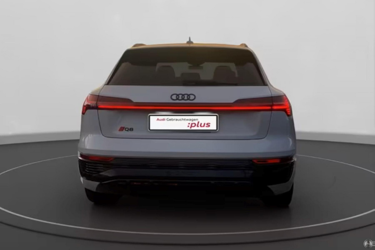 Audi Q8 e-tron 55 Quattro S line
