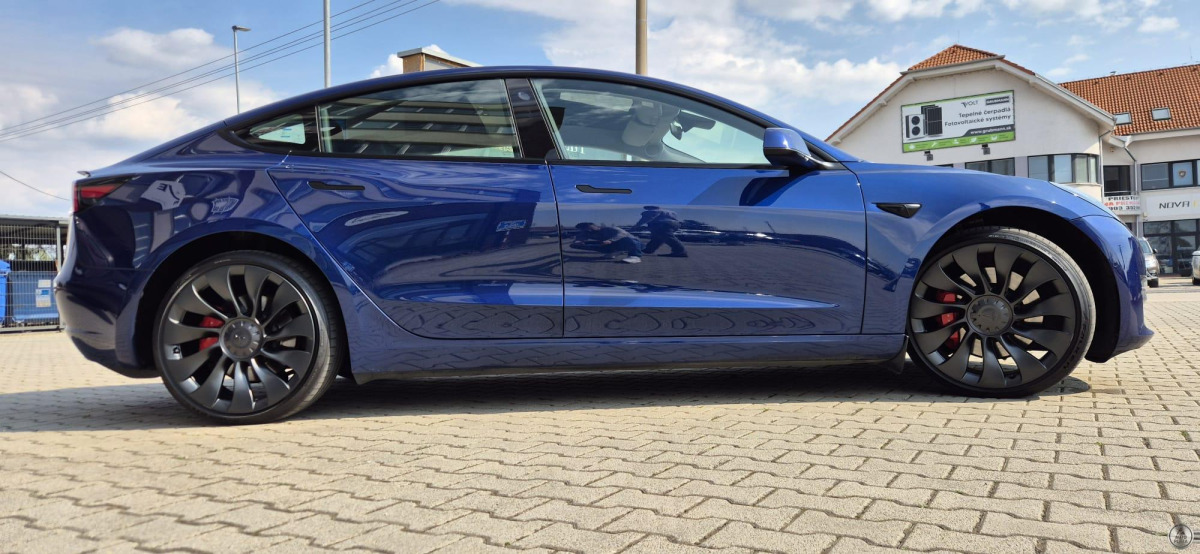 Tesla Model 3 Performance Dual Motor AWD