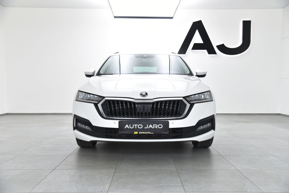 Škoda Octavia Combi 2.0 TDI Style DSG, LED, ACC, Lane Assist, 4xVyhr.sed+volant