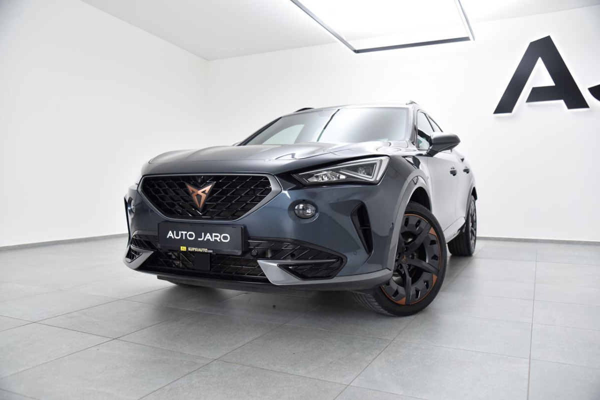 Cupra Formentor 2.0 TSI 4Drive Veloz DSG, LED, 360kam, Vyhr.volant, DCC, ACC