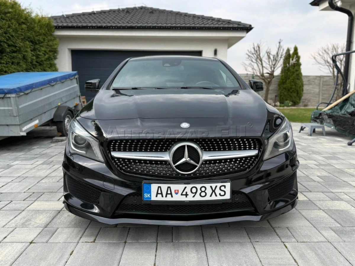 Mercedes-Benz CLA Kupé 220 CDI AMG LINE 4matic