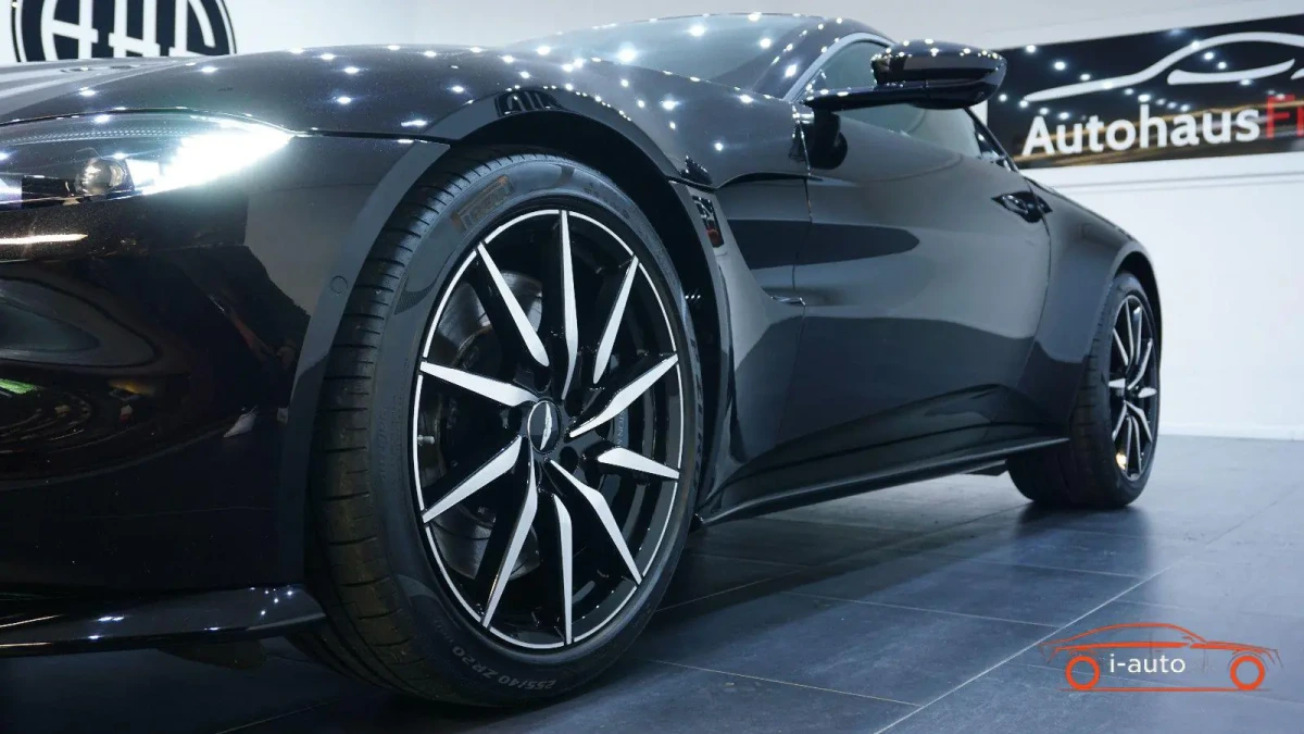 Aston Martin V8 Vantage 4.0