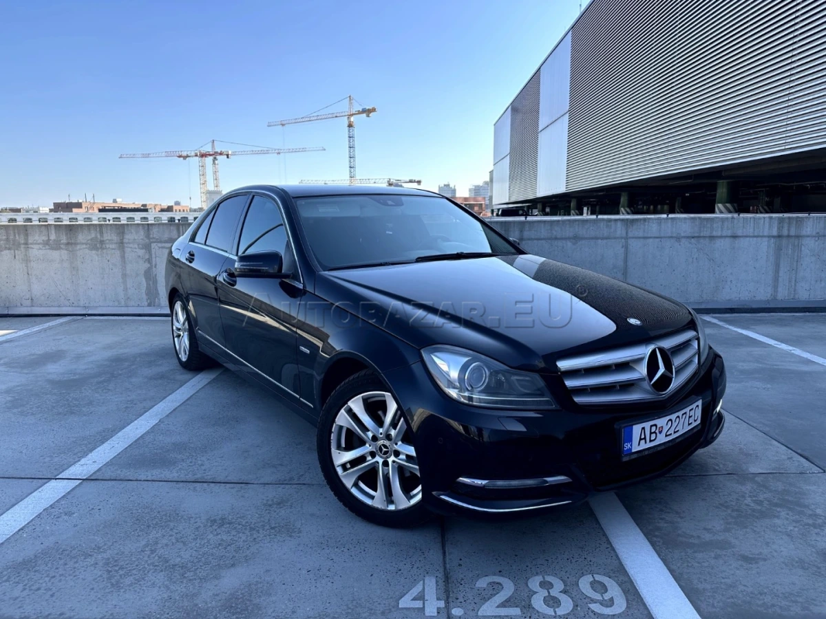 Mercedes-Benz C trieda Sedan 200 CDI BlueEFFICIENCY Avantgarde A/T