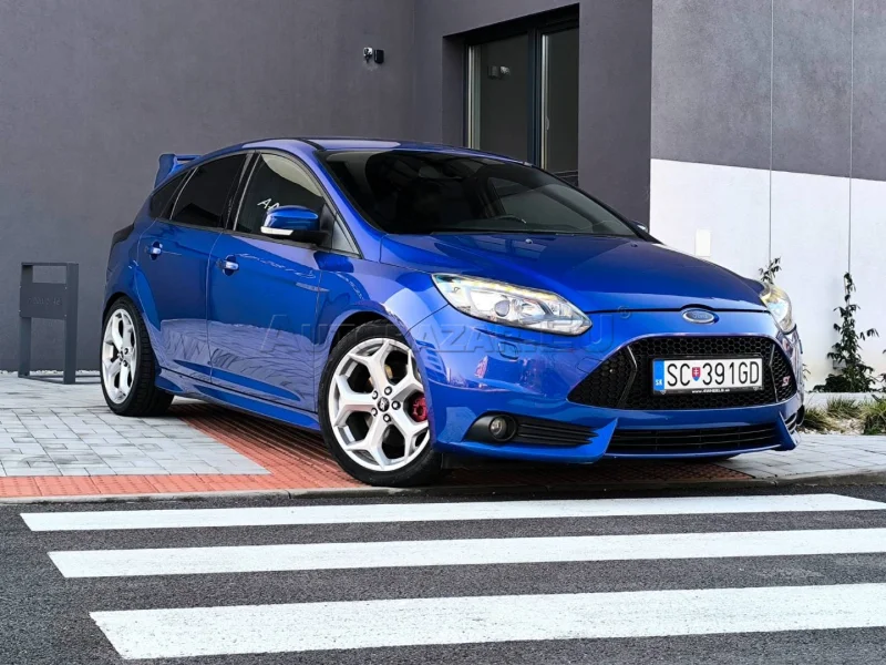 Ford Focus 2.0 EcoBoost SCTi ST X