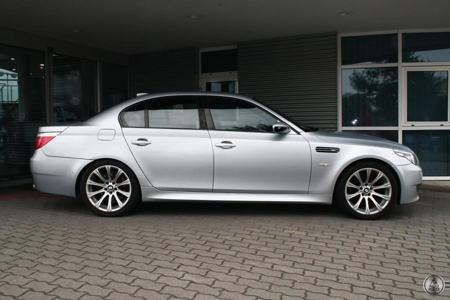 BMW M5 E60