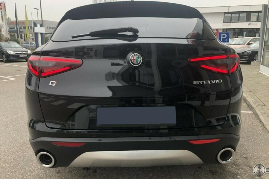 Alfa Romeo Stelvio 2.0 Turbo 16V Q4 *Bi-Xenon*