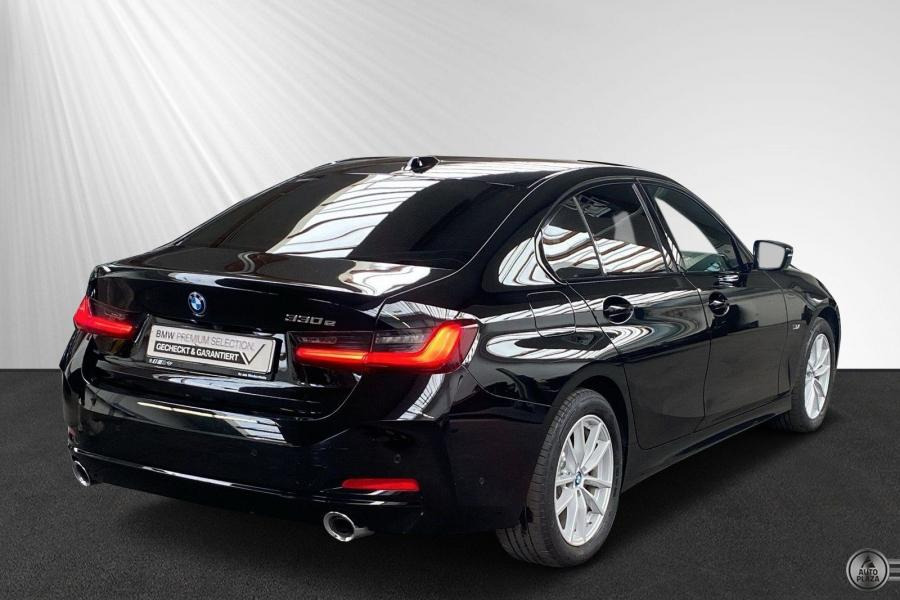 BMW 330e rad 3 
