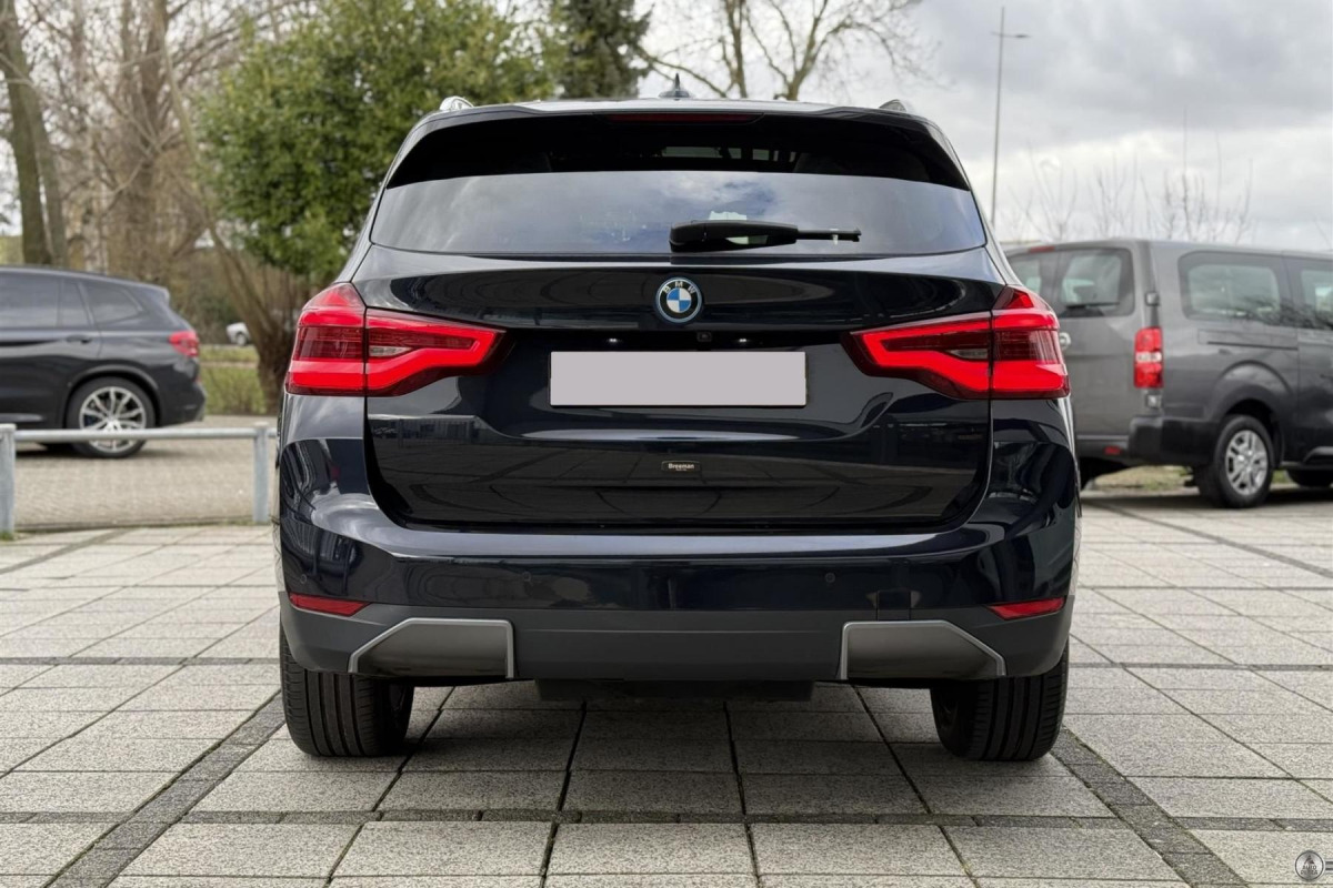 BMW iX3 80 kWh