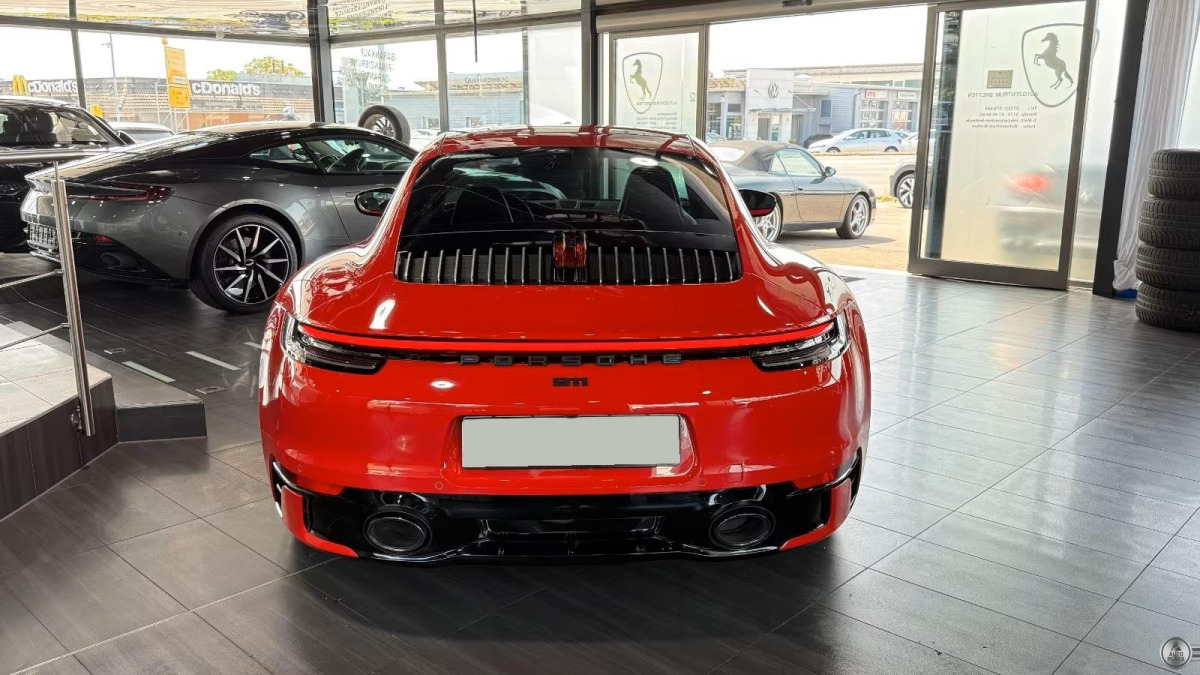 Porsche 911 992 Carrera 4S