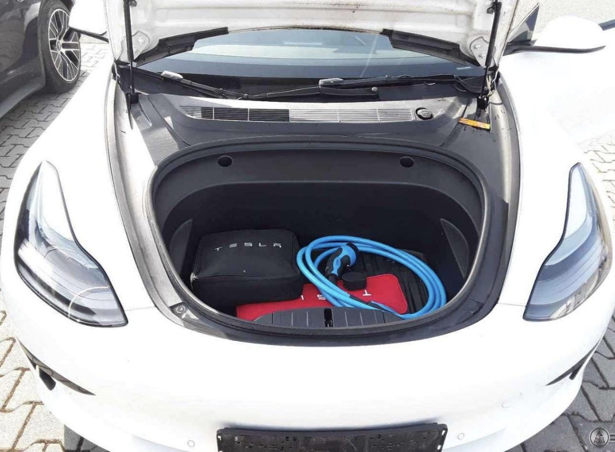 Tesla Model 3 Standard Range Plus