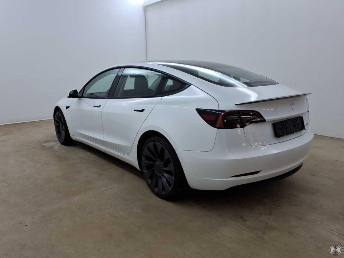Tesla Model 3 Performance 82 kWh Dual Motor