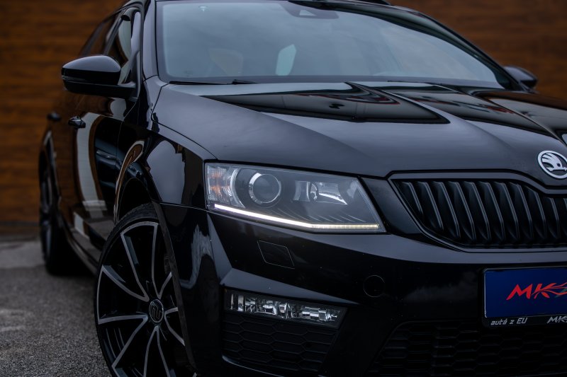 Škoda Octavia Combi RS 2015 2.0 TDI 135kW DSG