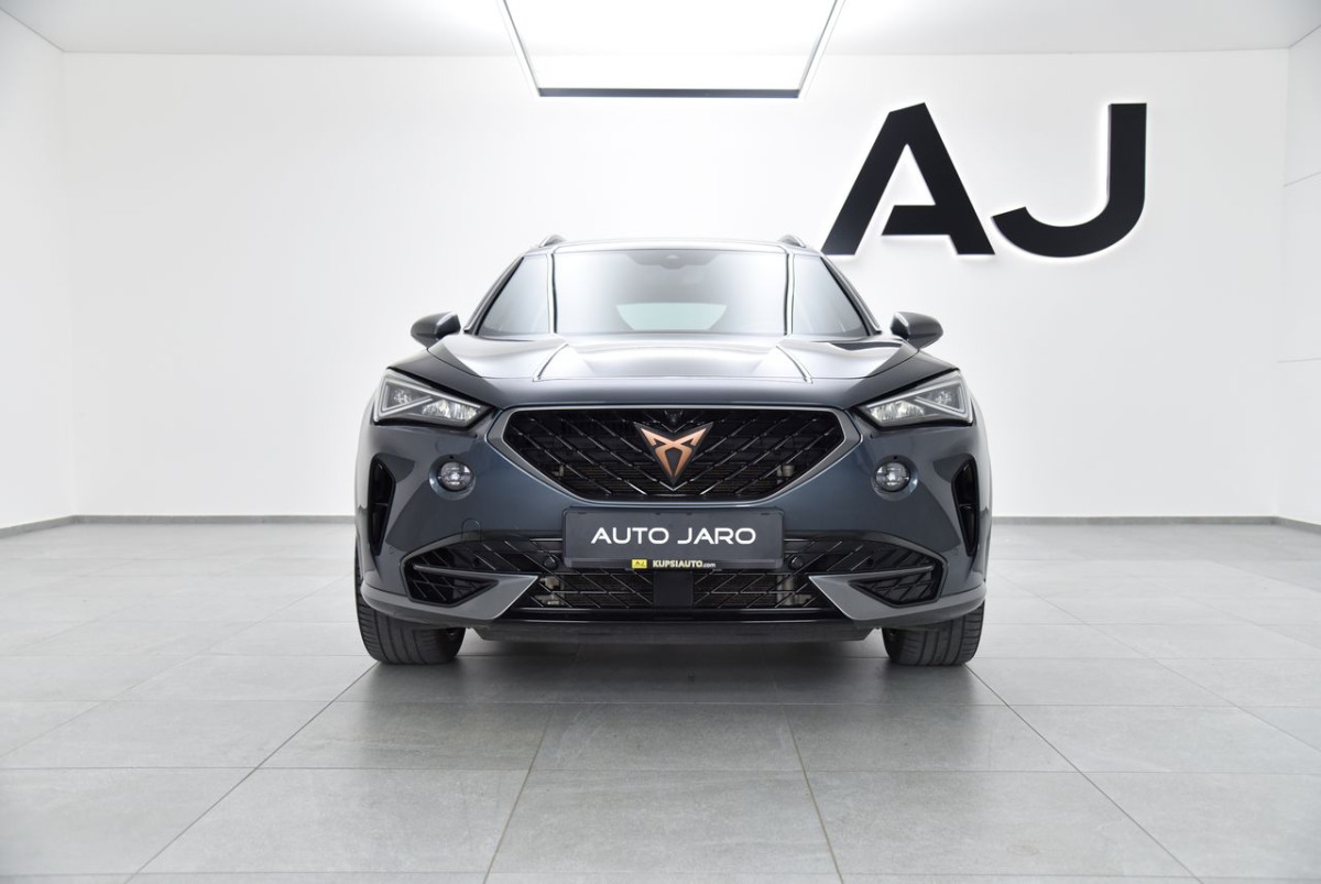 Cupra Formentor 2.0 TSI 4Drive Veloz DSG, LED, 360kam, Vyhr.volant, DCC, ACC