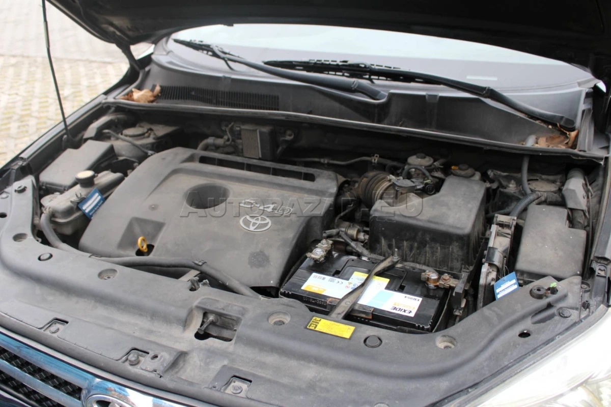 Toyota RAV4 2.2 D-4D 135 Base