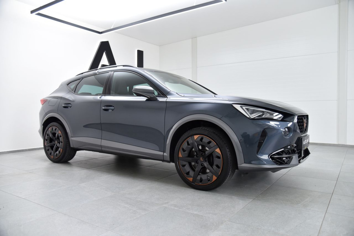 Cupra Formentor 2.0 TSI VZ 4Drive DSG, FULL LED, ACC, Mŕtvy Uhol, BEATS Audio
