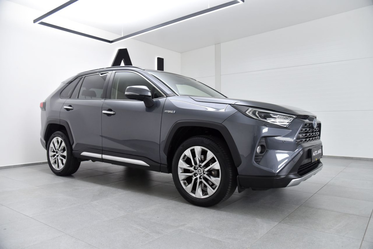 Toyota RAV4 2.5 Hybrid e-CVT Lounge AWD, LED, 360kam, Mŕtvy uhol