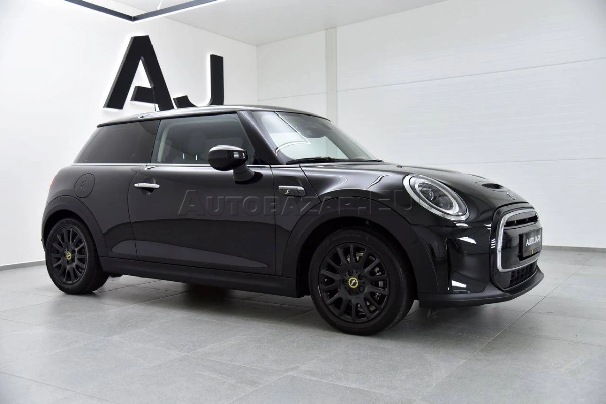 Mini Cooper Drive SE A/T, LED, Panorama, Kamera, Tep.čerpadlo, Head-Up, Keyless