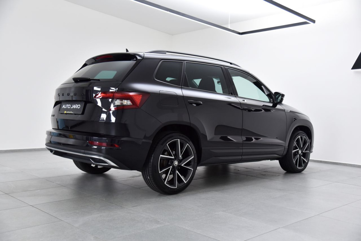 Škoda Karoq 2.0 TDI Sportilne 4x4 DSG, LED, Ambient, Keyless