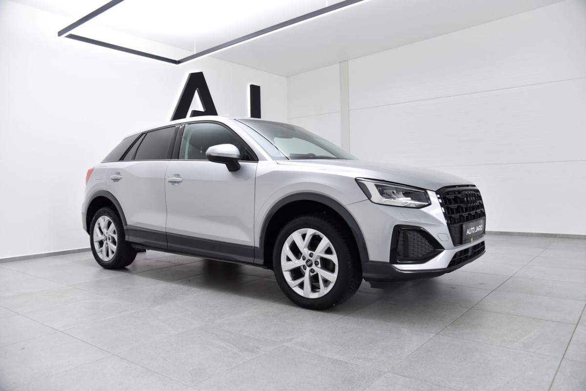 Audi Q2 35 TFSI Advanced S-tronic, LED, Mŕtvy uhol, Kamera, Keyless
