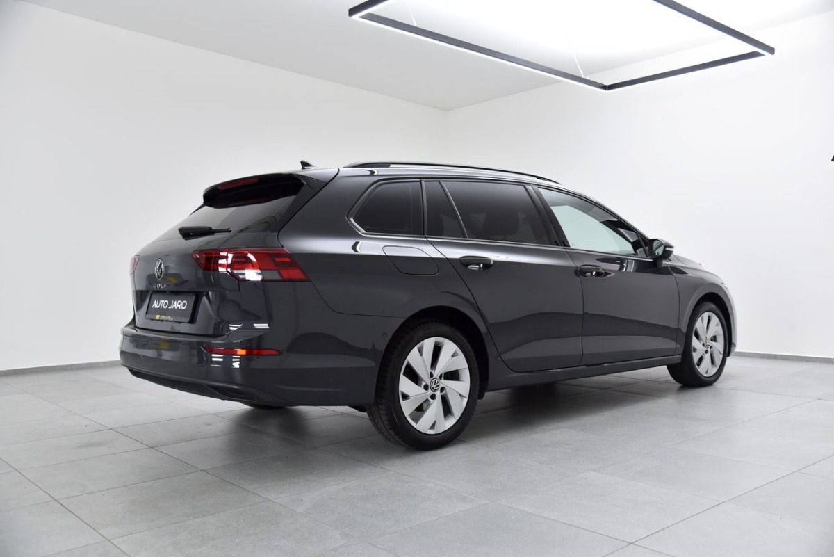 Volkswagen Golf Variant 2.0 TDI Life DSG, IQ Light, Kamera, Ambient, Mŕtvy uhol